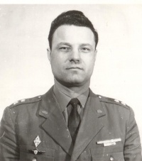 Toth Laszlo 1929.jpg