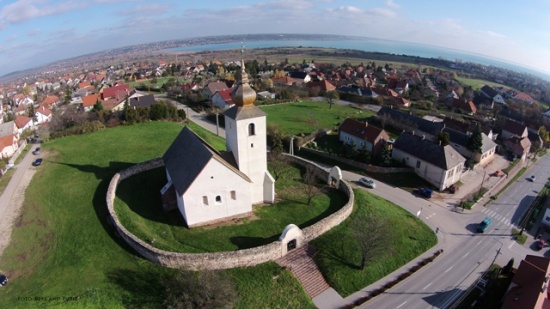 Erődített református templom